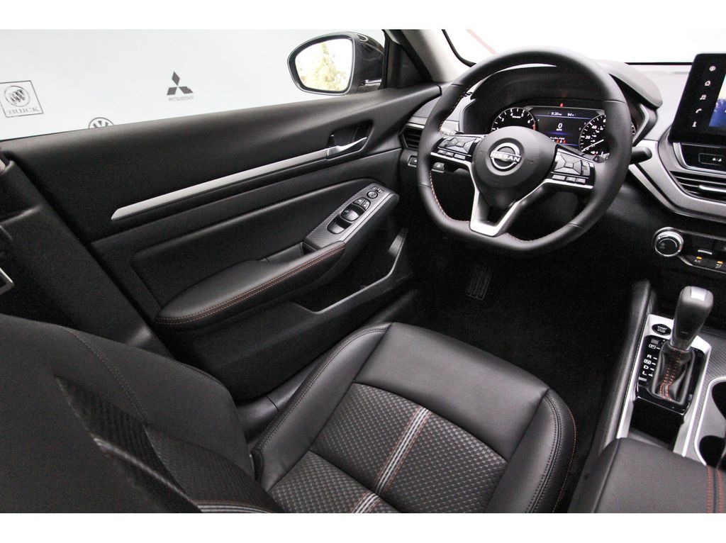 2026 Nissan Altima 2.5 SR White at Central Houston Nissan