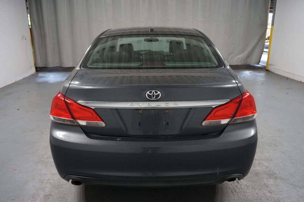 2011 Toyota Avalon  6