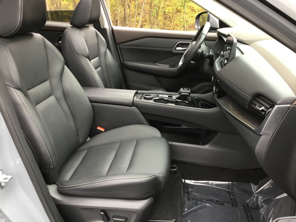 Thumbnail: 2021 Nissan Rogue - 13