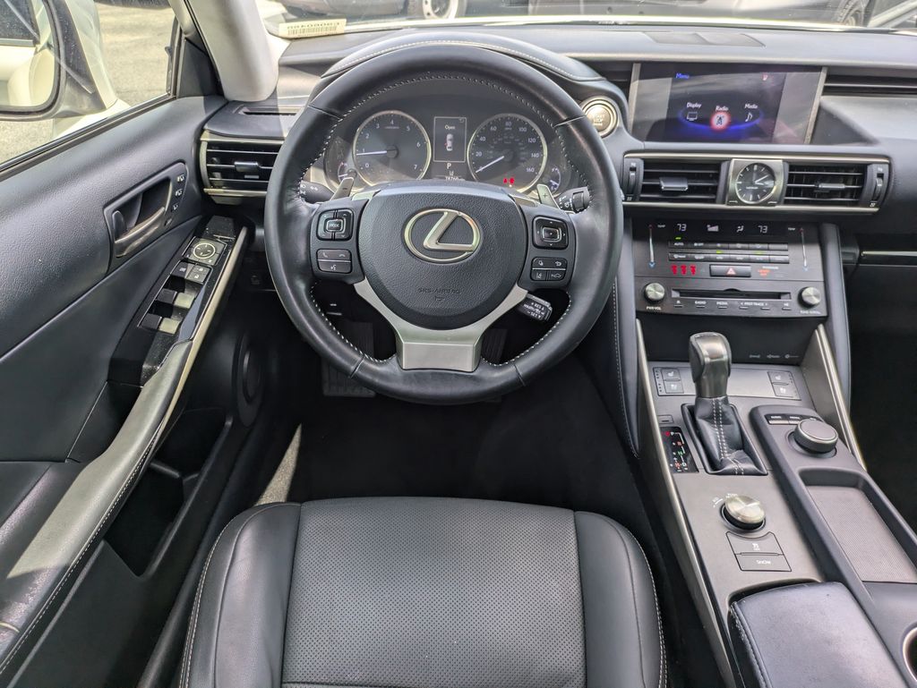 2018 Lexus IS 300 