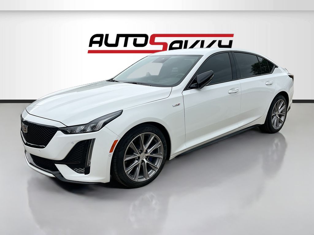 Used 2024 White Cadillac V-Series image 3