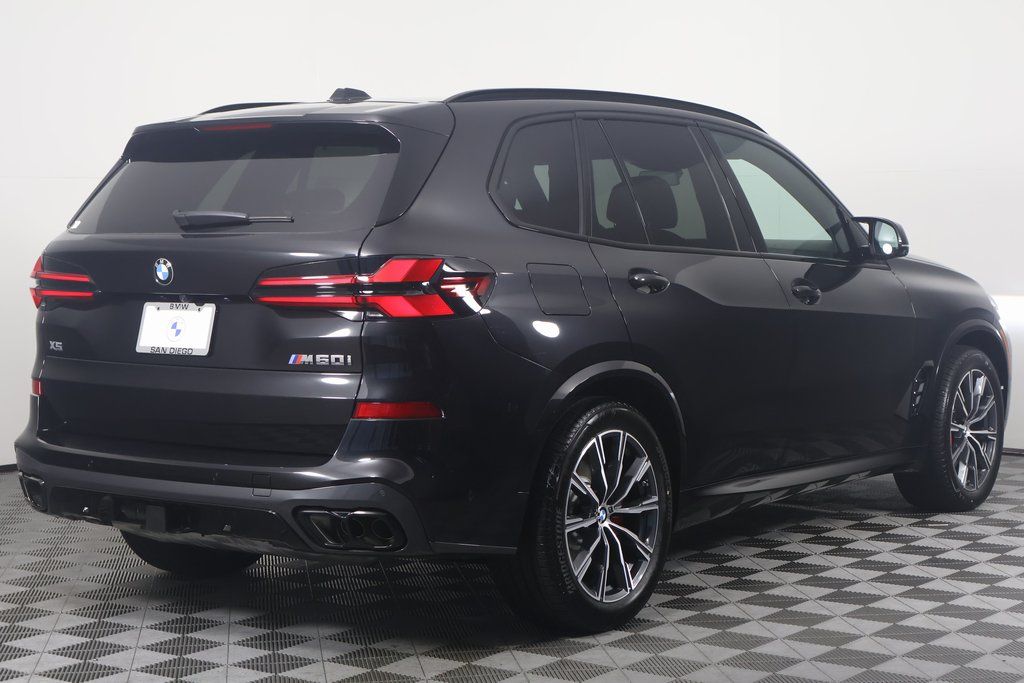 2025 BMW X5 M60i 2