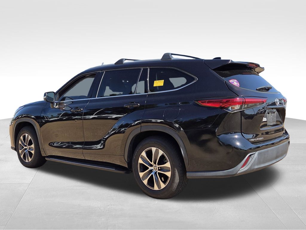 Used 2022 Toyota Highlander SUV