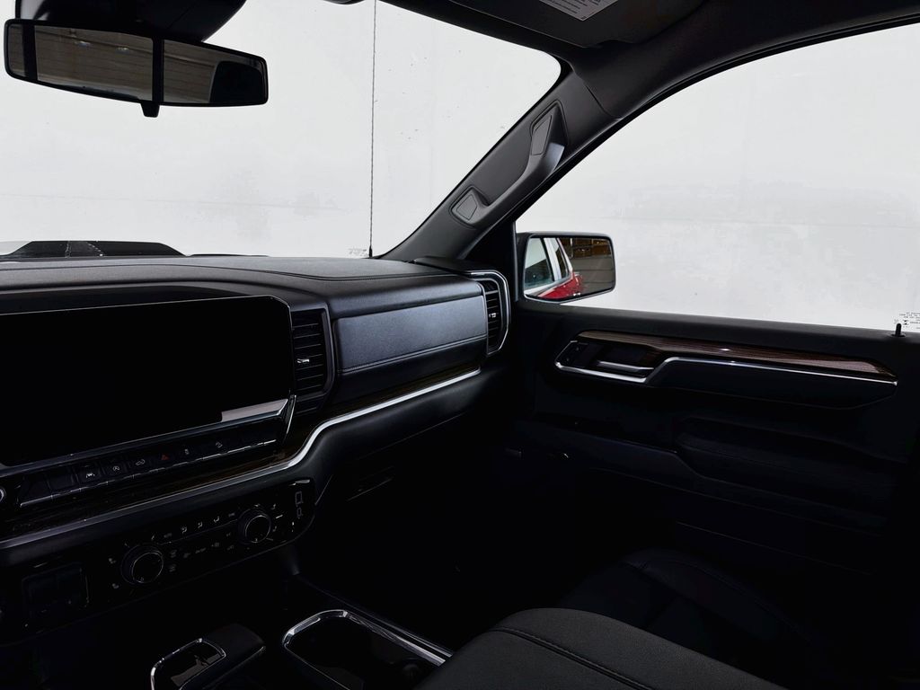 Used 2025 Chevrolet Silverado 1500 Truck