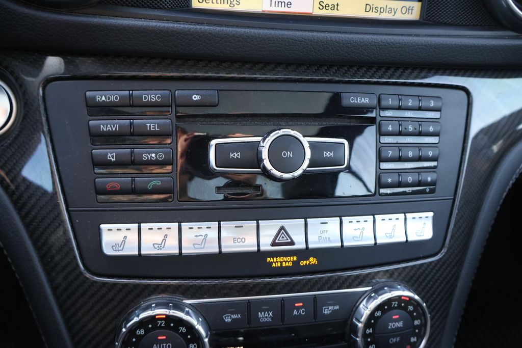 Thumbnail: 2013 Mercedes-Benz SL-Class - 25