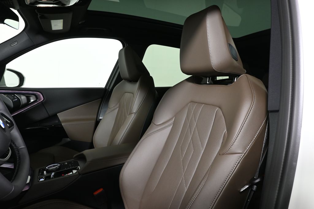 Thumbnail: 2026 BMW X3 - 15