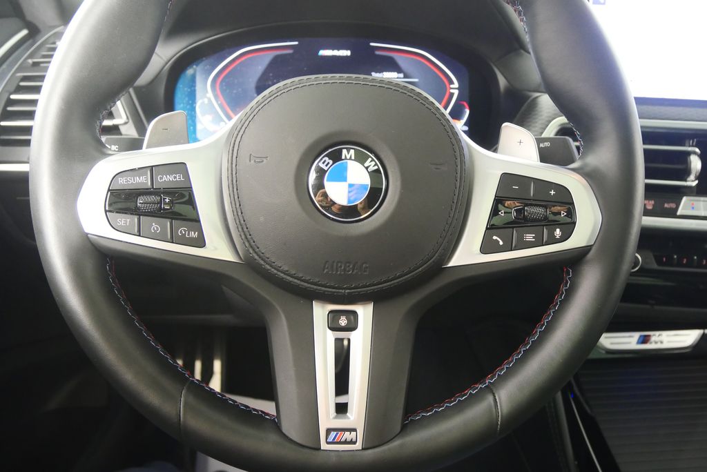 Thumbnail: 2023 BMW X4 - 22