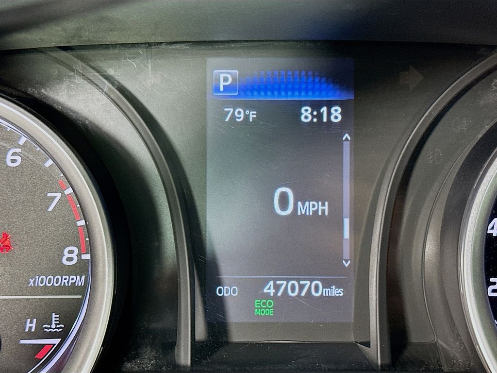 Thumbnail: 2024 Toyota Camry - 12