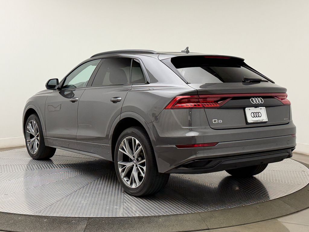 Thumbnail: 2020 Audi Q8 - 7
