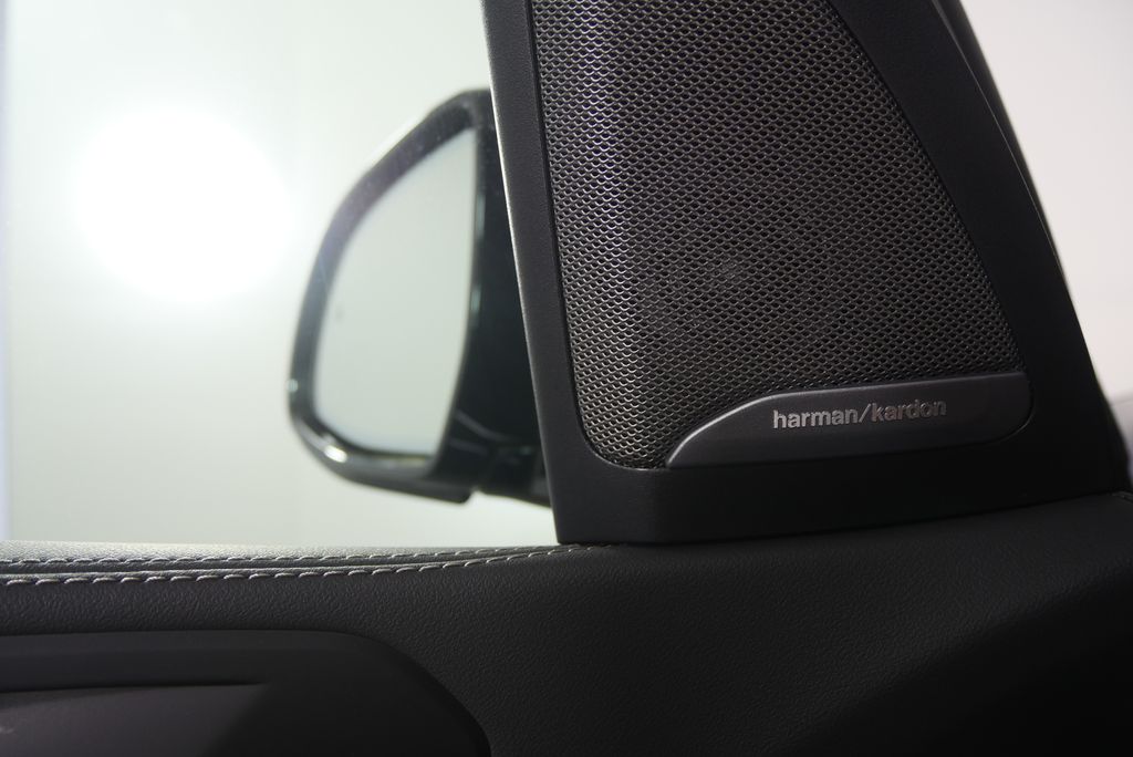 Thumbnail: 2026 BMW X5 - 9