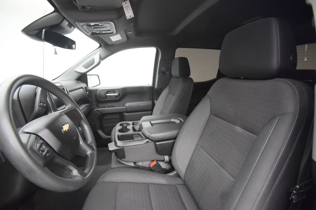 used 2024 Chevrolet Silverado 1500 car, priced at $33,400