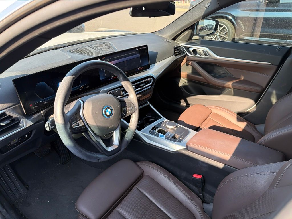 Certified Used 2023 White BMW eDrive35 image 5