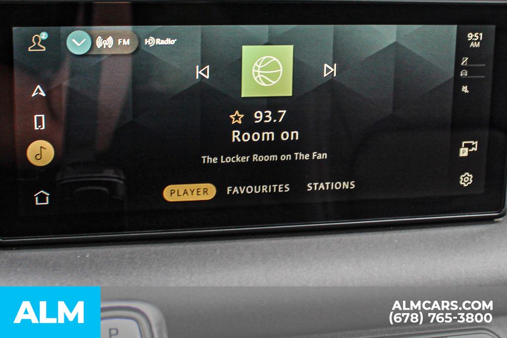Used 2024 Black Land Rover S image 31