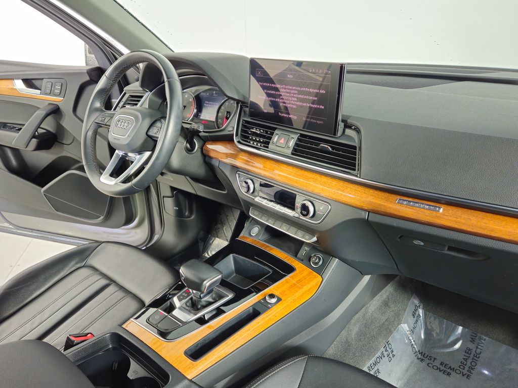 Thumbnail: 2023 Audi Q5 - 13