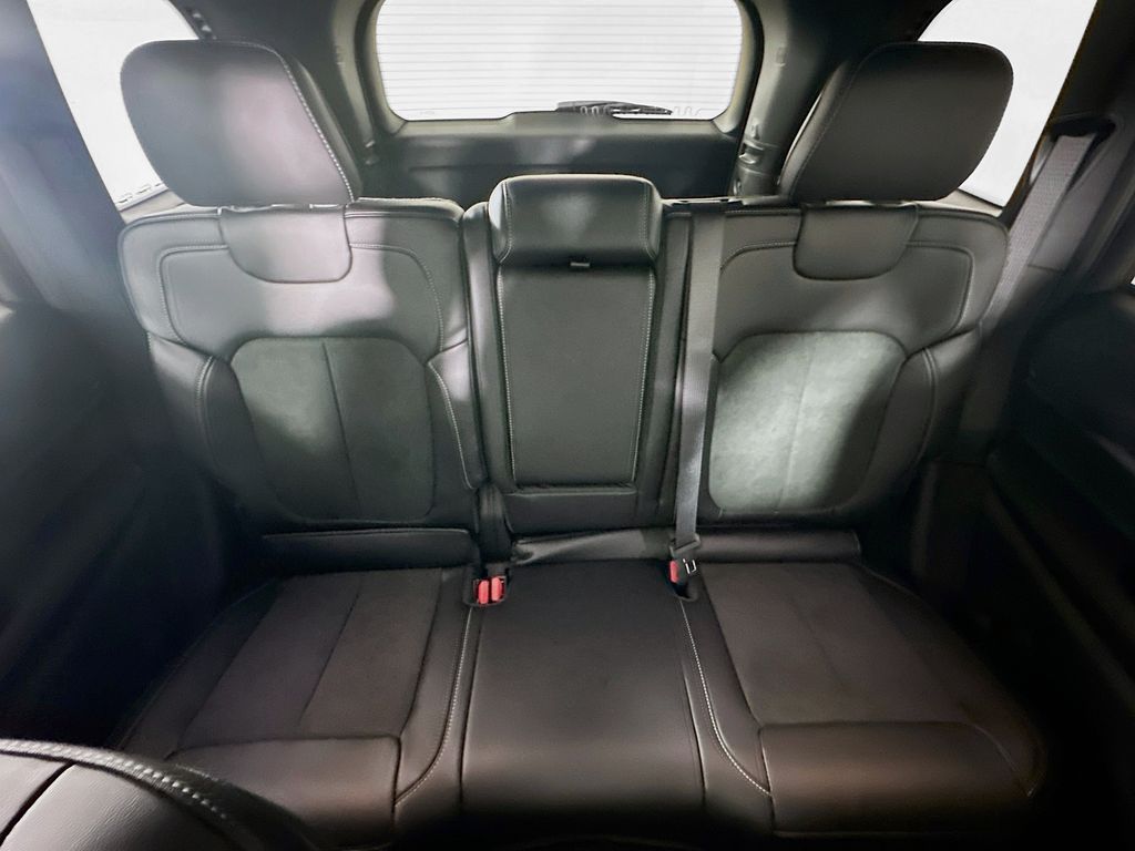 New 2025 White Jeep Altitude X image 10