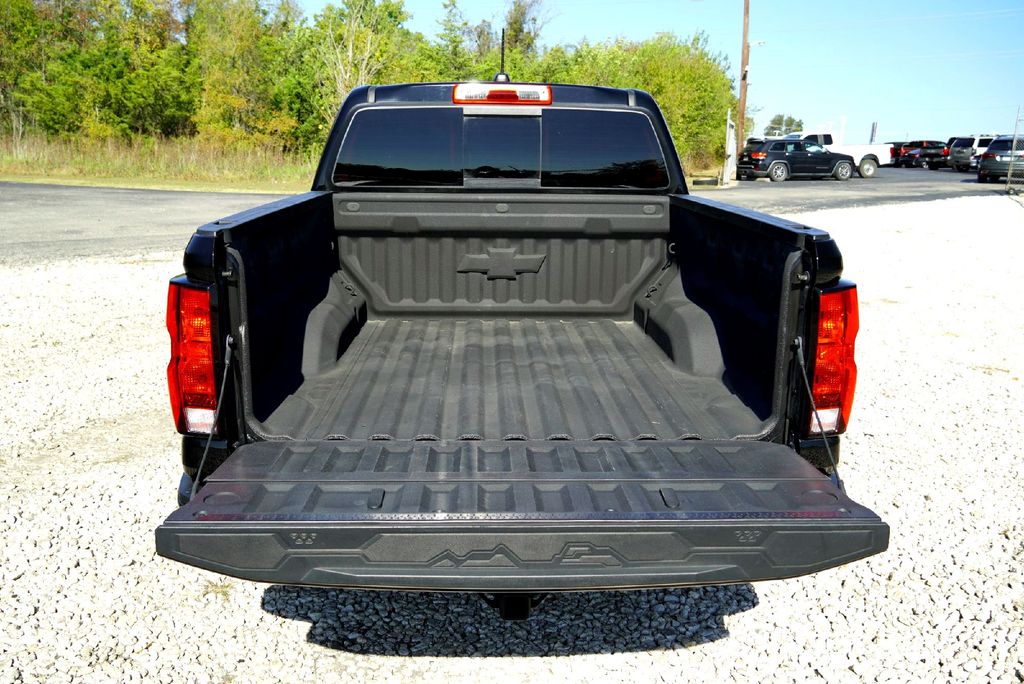 Used Car 2023 Chevrolet Colorado  Trail Boss For Sale Under $40,000 In Taylor, Texas