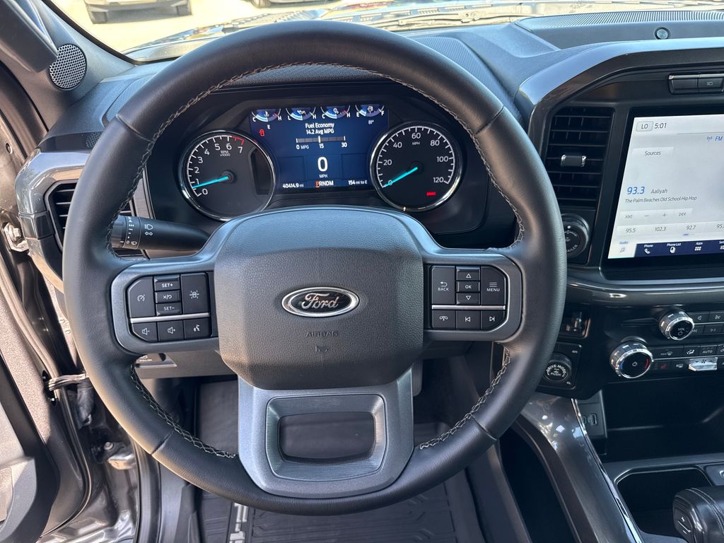 Used 2022 Gray Ford XLT w/ LIFTKIT image 15