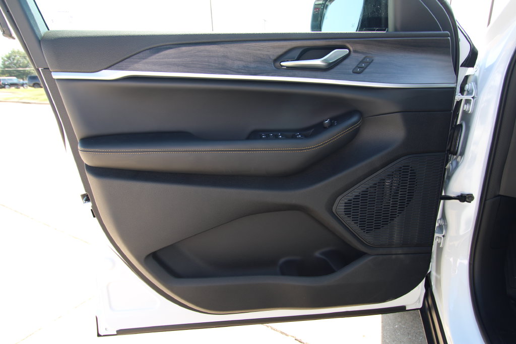 New 2026 Jeep Grand Cherokee L SUV