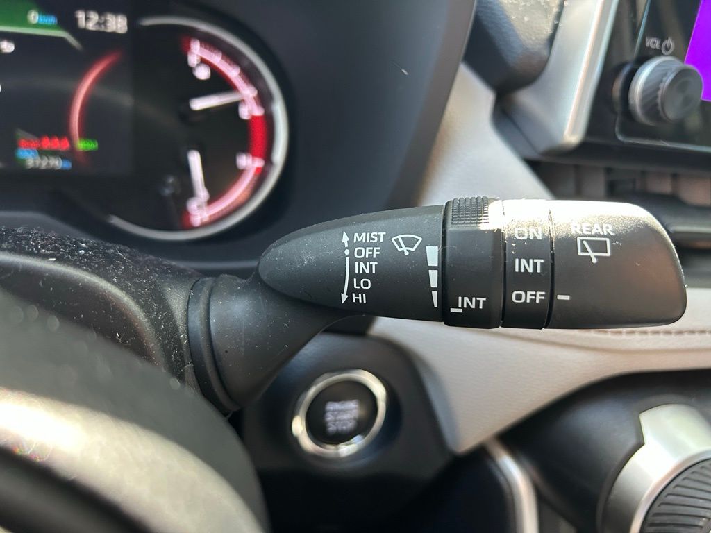 Thumbnail: 2024 Toyota RAV4 - 20