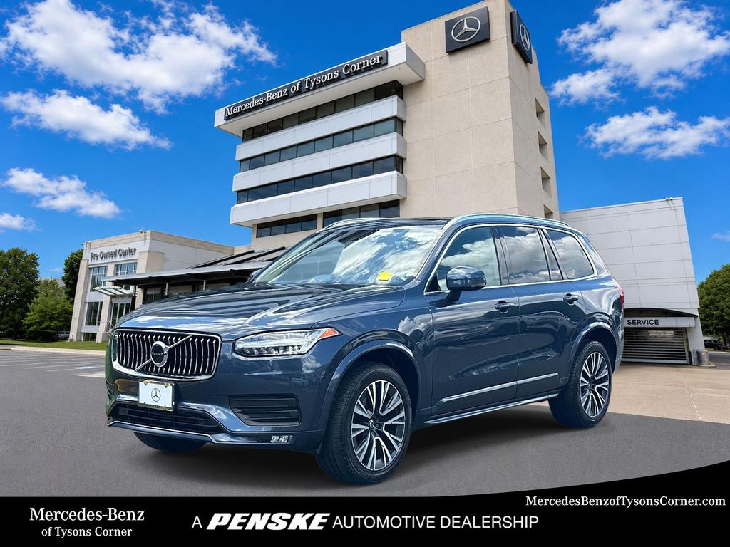 2020 Volvo XC90 T5 Momentum -
                  Vienna, VA