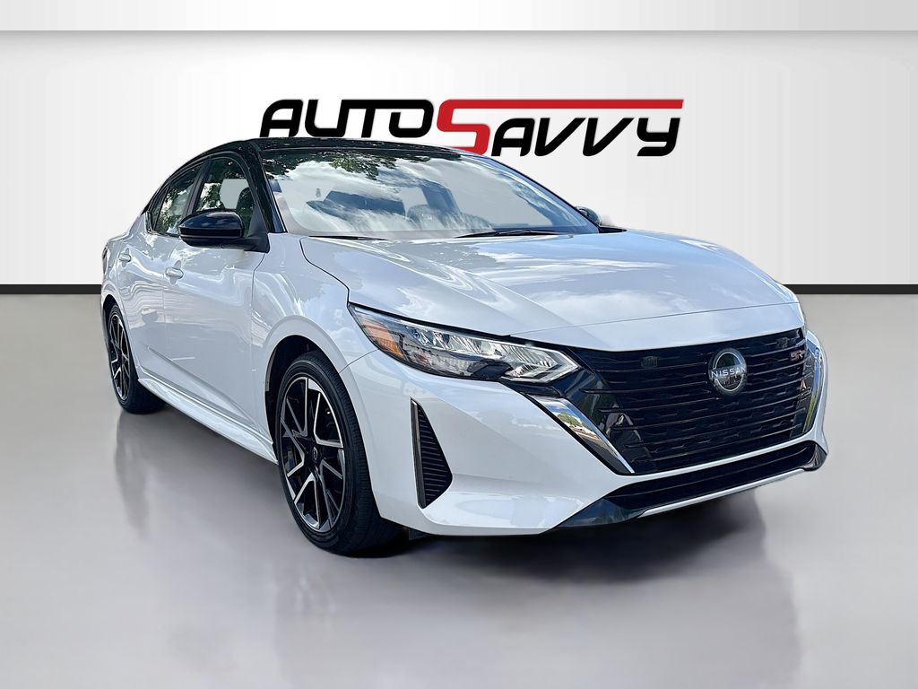 2025 Nissan Sentra SR CVT's photo