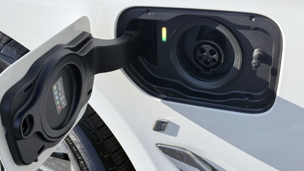 Used 2019 BMW 5 Series 530e iPerformance 4D Sedan