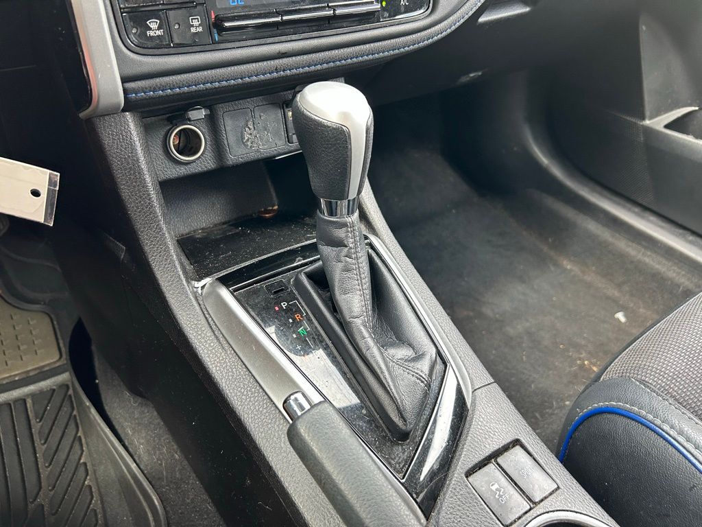 Thumbnail: 2018 Toyota Corolla - 26