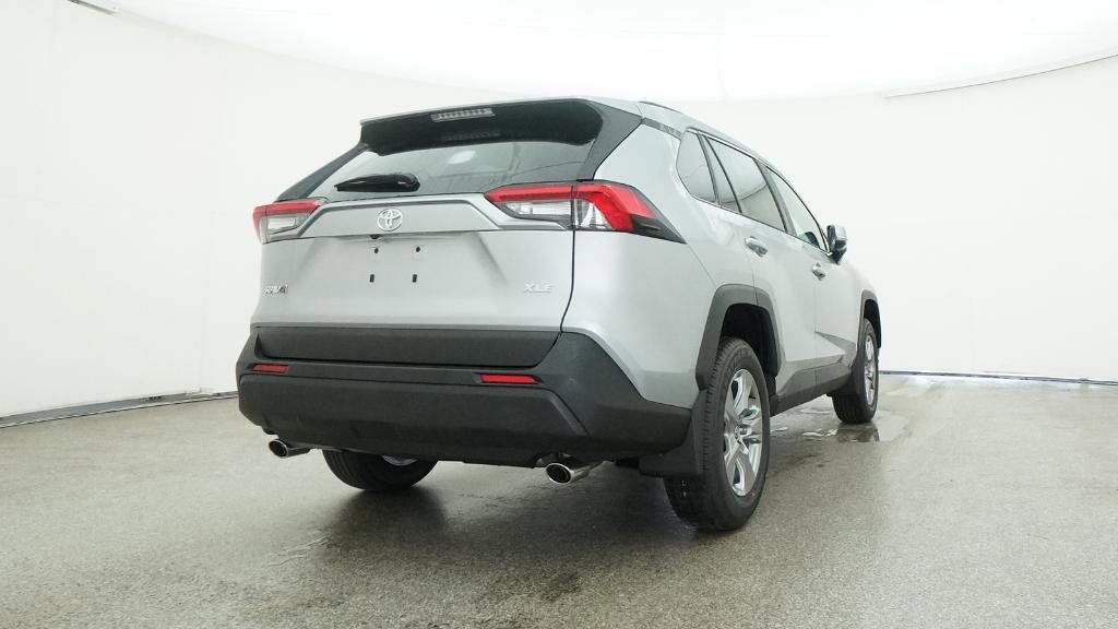 Thumbnail: 2025 Toyota RAV4 - 5