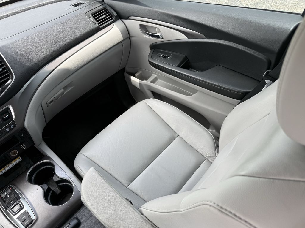 2021 Honda Pilot Special Edition  at Emmons Autoplex