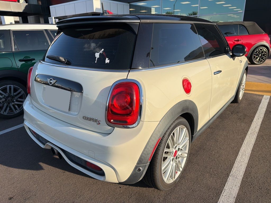 Thumbnail: 2015 MINI Cooper - 7
