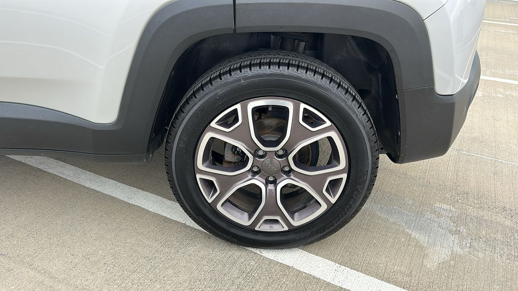 2017 Jeep Renegade Limited Silver at Classic Elite Chevrolet Hwy 6