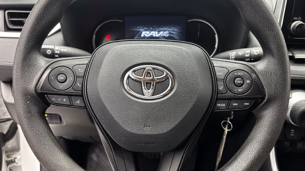 Thumbnail: 2024 Toyota RAV4 - 20