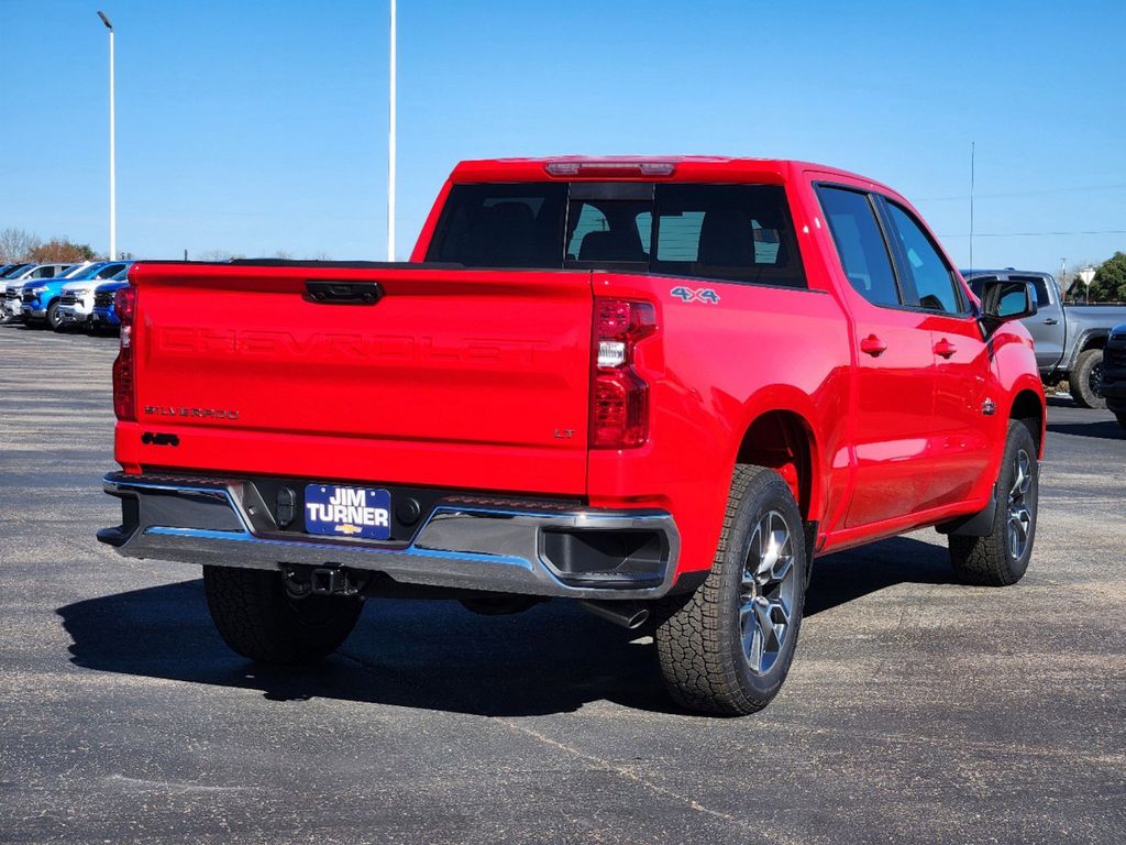 2025 Chevrolet Silverado 1500 LT 3