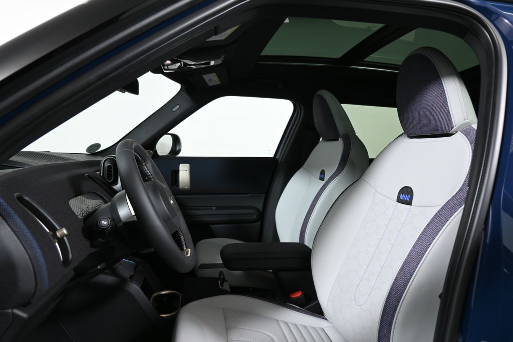 Thumbnail: 2026 MINI Cooper Countryman - 13