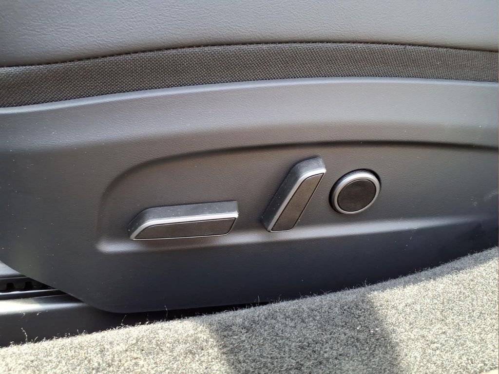 TeslaModel 316