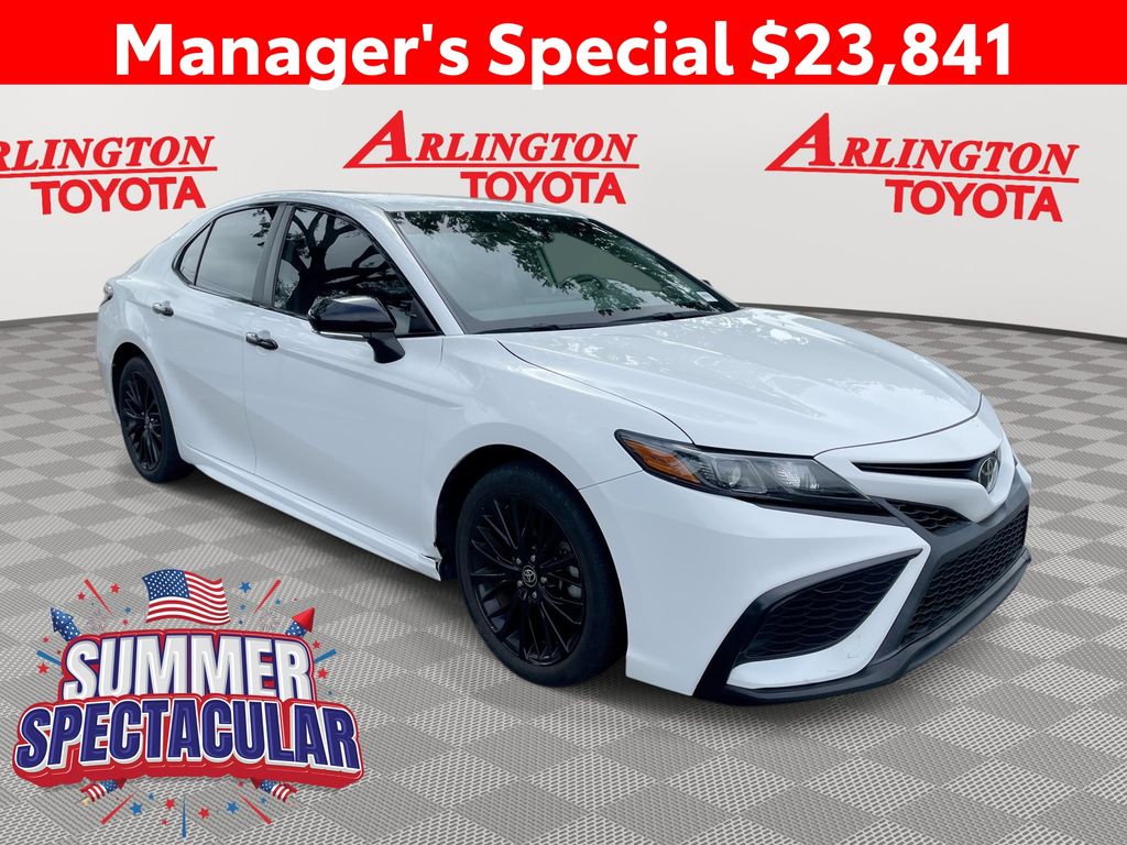 White 2022 Toyota Camry Sedan Front-Wheel Drive 8-Speed Automatic