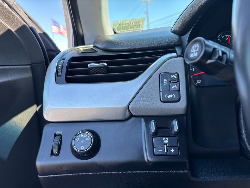 Used Car 2017 Chevrolet Tahoe  Lt For Sale Under $25,000 In Austin, Texas