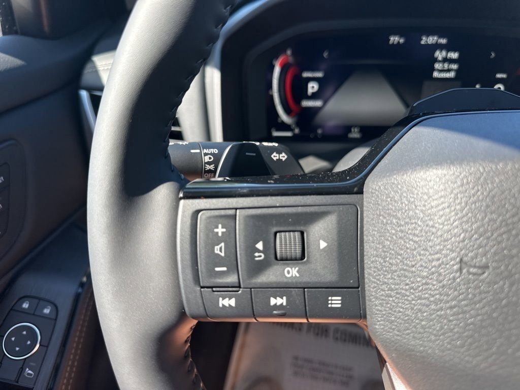 2025 Gun Metallic Nissan Rogue SL FWD SUV