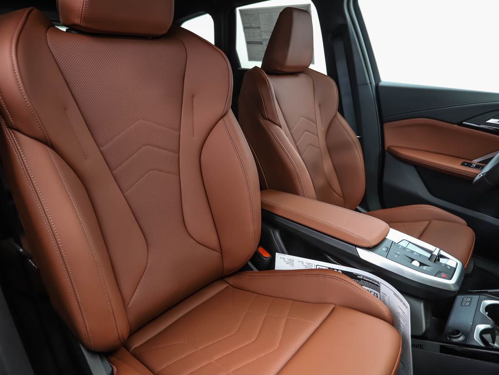 Thumbnail: 2026 BMW X1 - 32