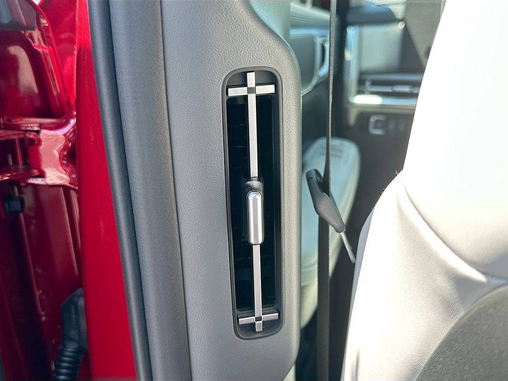 2025 Hyundai Santa Fe SEL 17