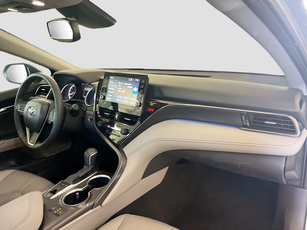 Used 2023 Silver Toyota XLE image 28