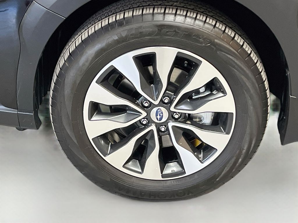 Used 2024 Crystal Black Silica Subaru Touring XT image 33