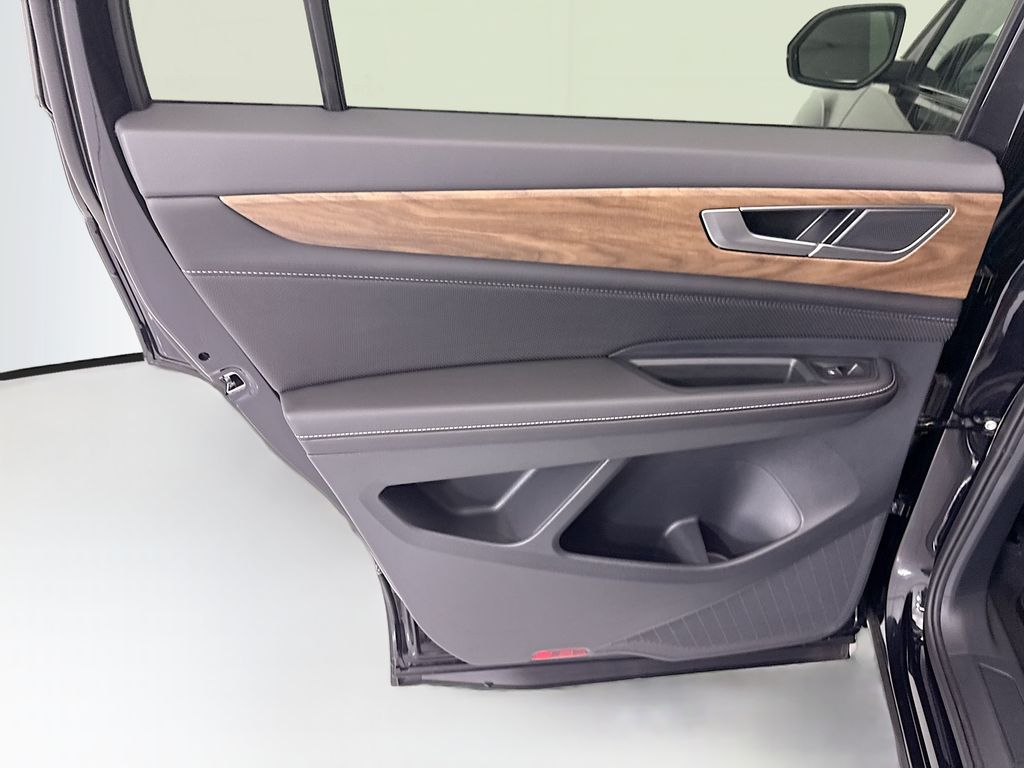 Thumbnail: 2026 Volkswagen Atlas - 24