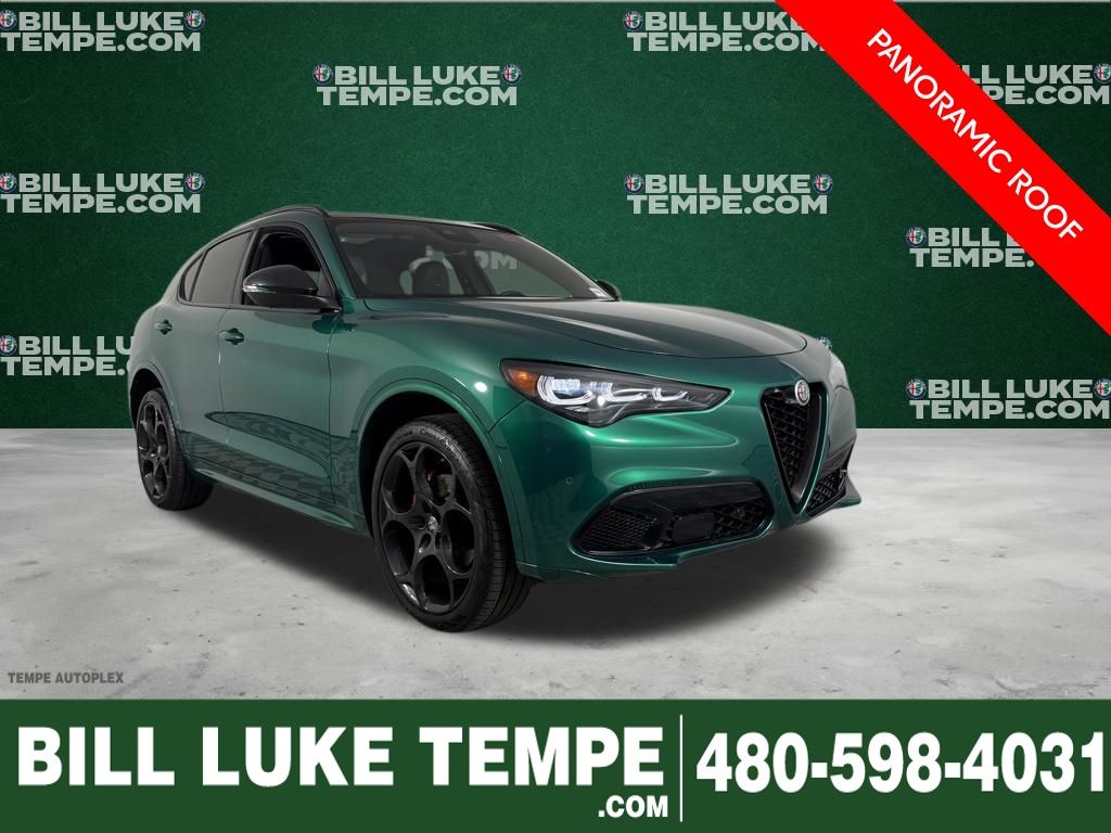 Green (Verde Fangio Metallic) 2025 Alfa Romeo Stelvio Tributo Italiano AWD SUV / Crossover All-Wheel Drive 8-Speed Automatic