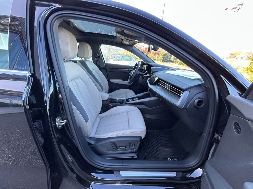 Certified Used 2025 Black Metallic Audi 40 Premium image 44