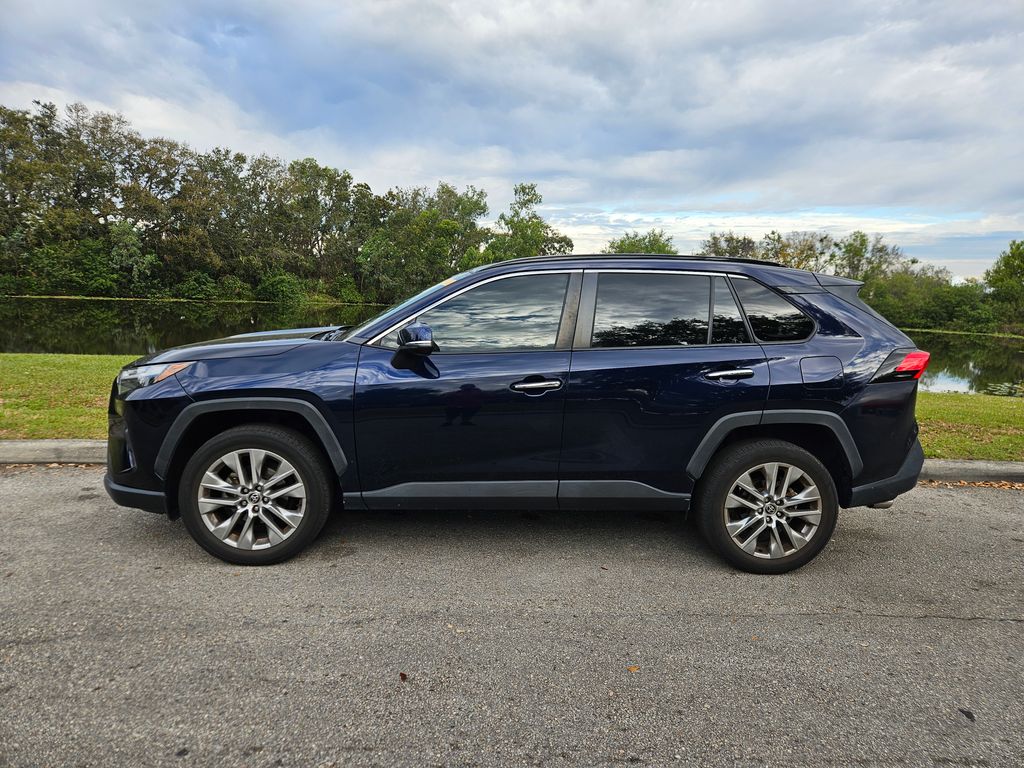 2022 Toyota RAV4 Limited 2