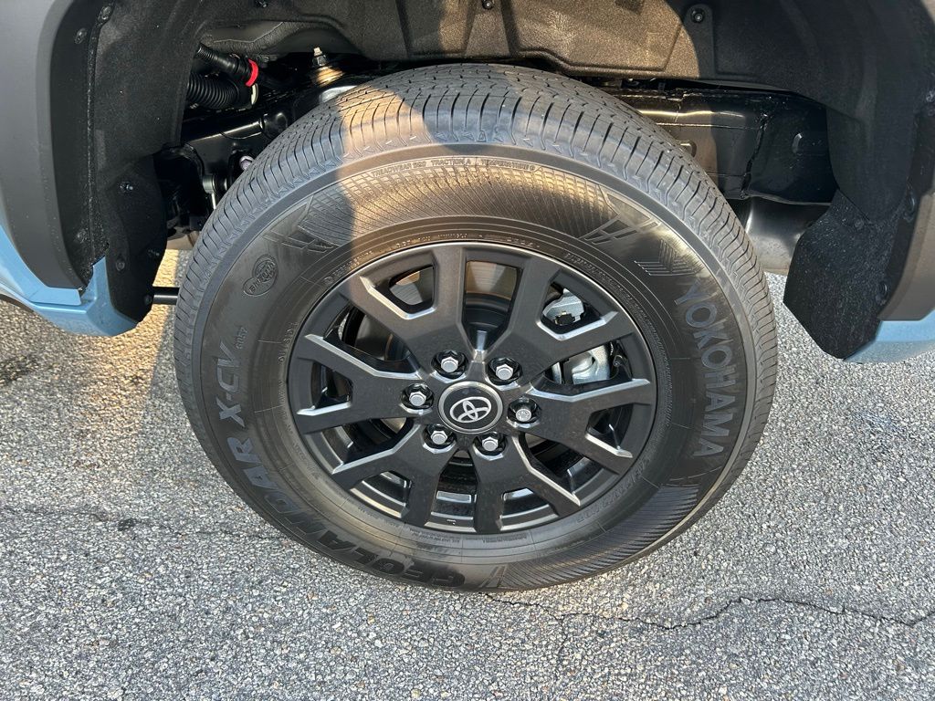 Thumbnail: 2025 Toyota 4Runner - 9