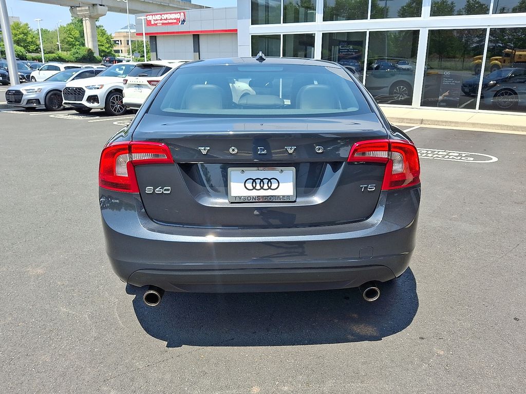 Thumbnail: 2013 Volvo S60 - 5