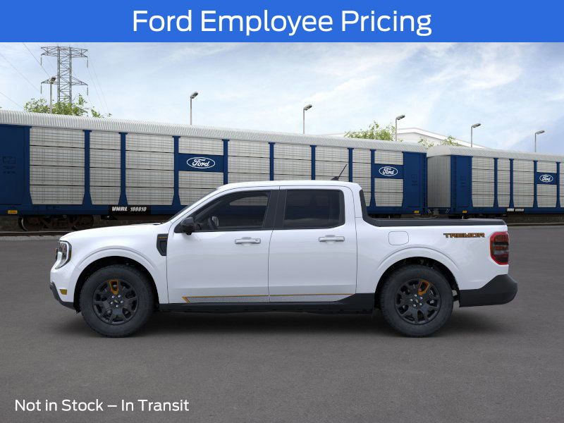 2025 Ford Maverick  photo