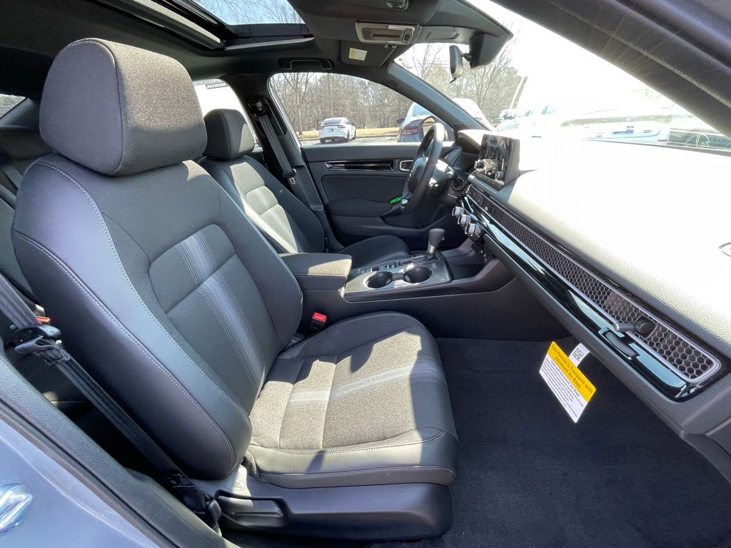 Thumbnail: 2026 Honda Civic - 32